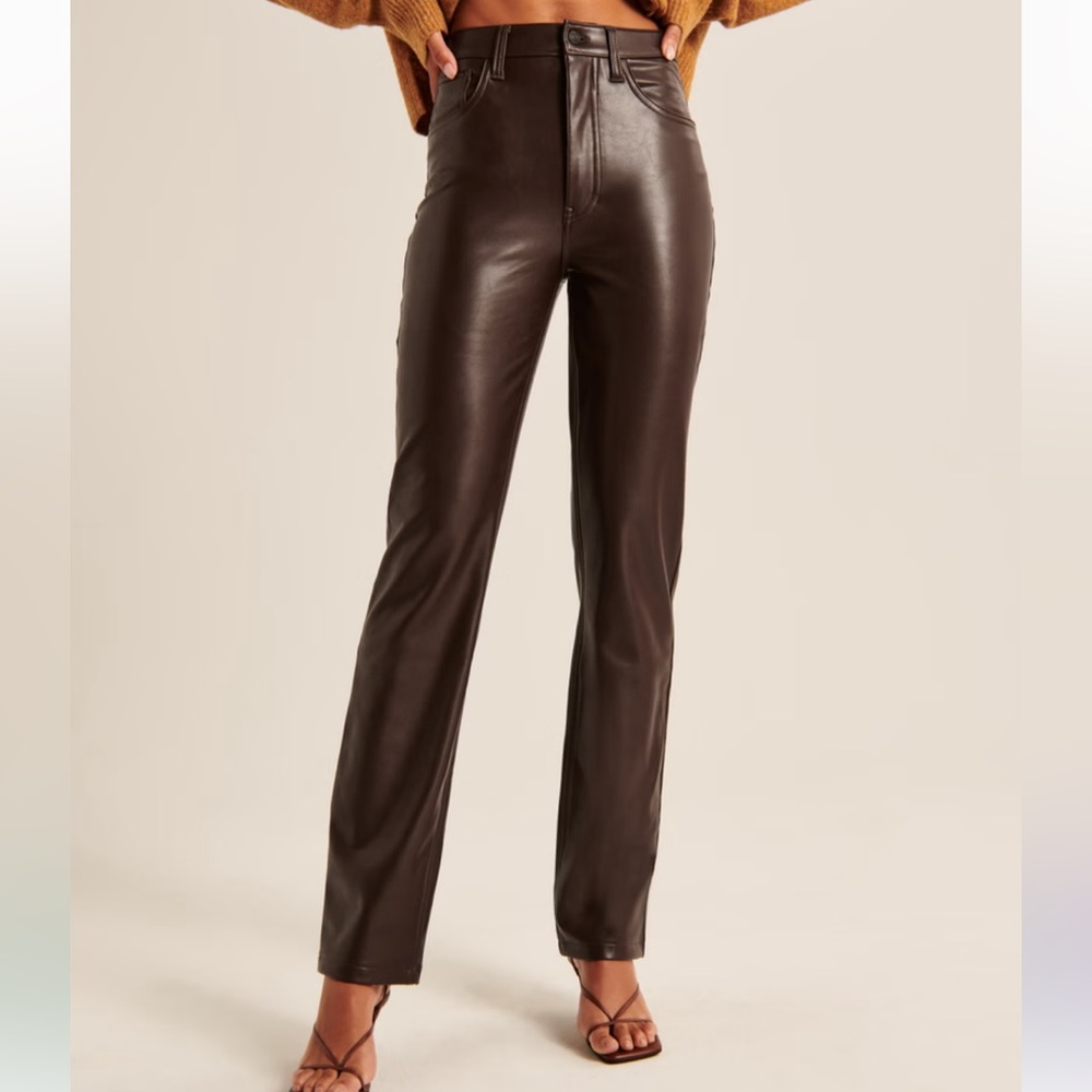 Abercrombie & Fitch Curve Love Vegan Leather 90s Straight Pant